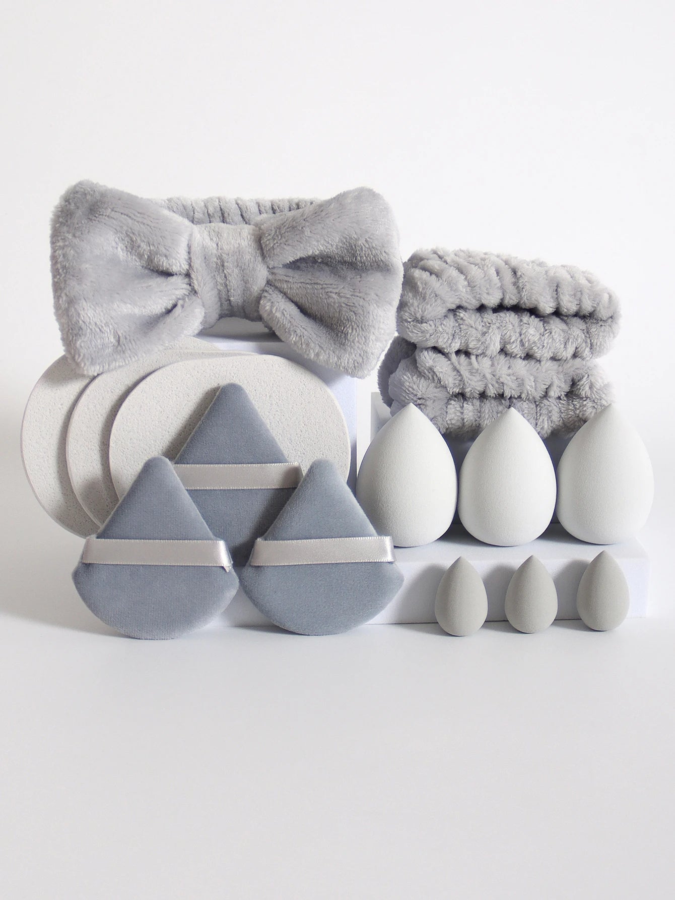 15-Piece Makeup Sponge & Beauty Blender Set with Spa Headband & Wristbands