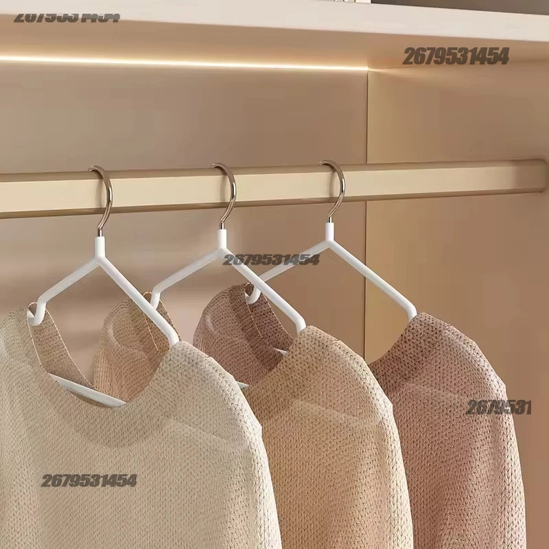 Non-Slip Metal Clothes Hangers