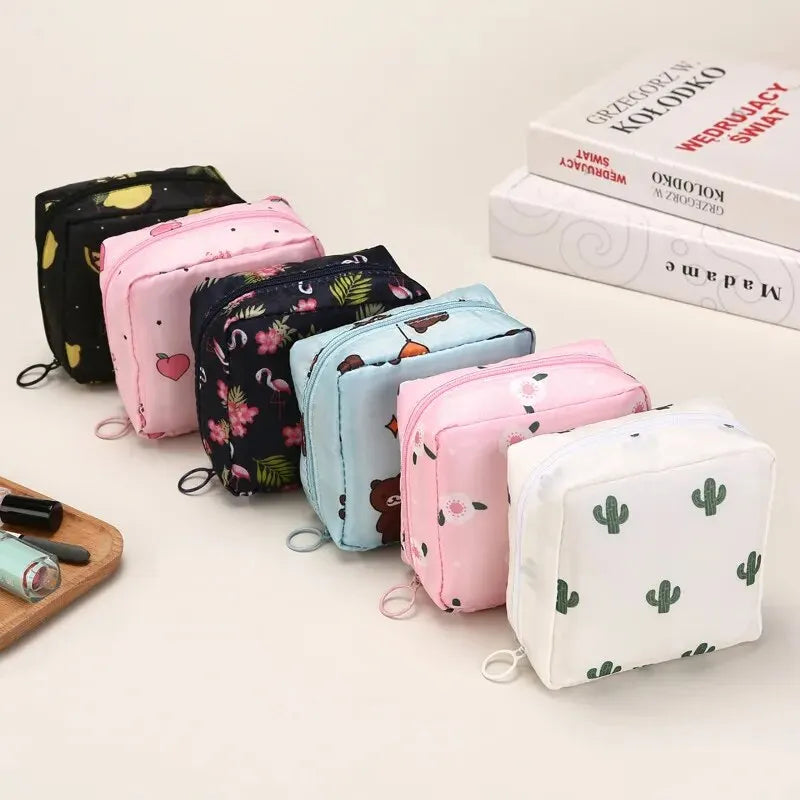 Portable Waterproof Feminine Hygiene Travel Pouch – Discreet Sanitary Pad & Tampon Organizer